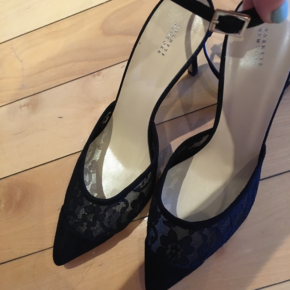 Barney’s ankle strap lace pumps - Picture 1 of 13